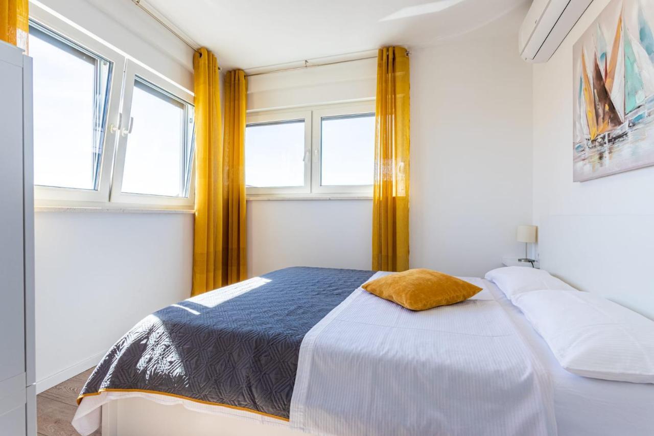 Ferienhaus Maestral - Kastel Kambelovac Kaštela エクステリア 写真